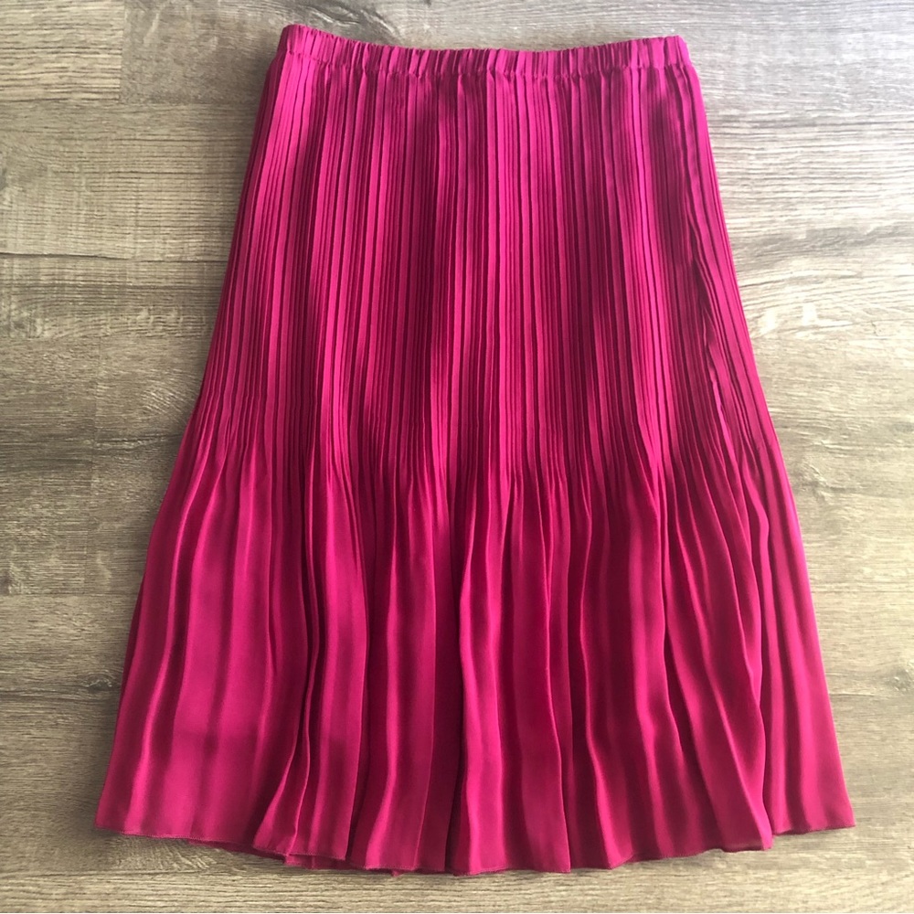 Magenta Crinkle Skirt NWT